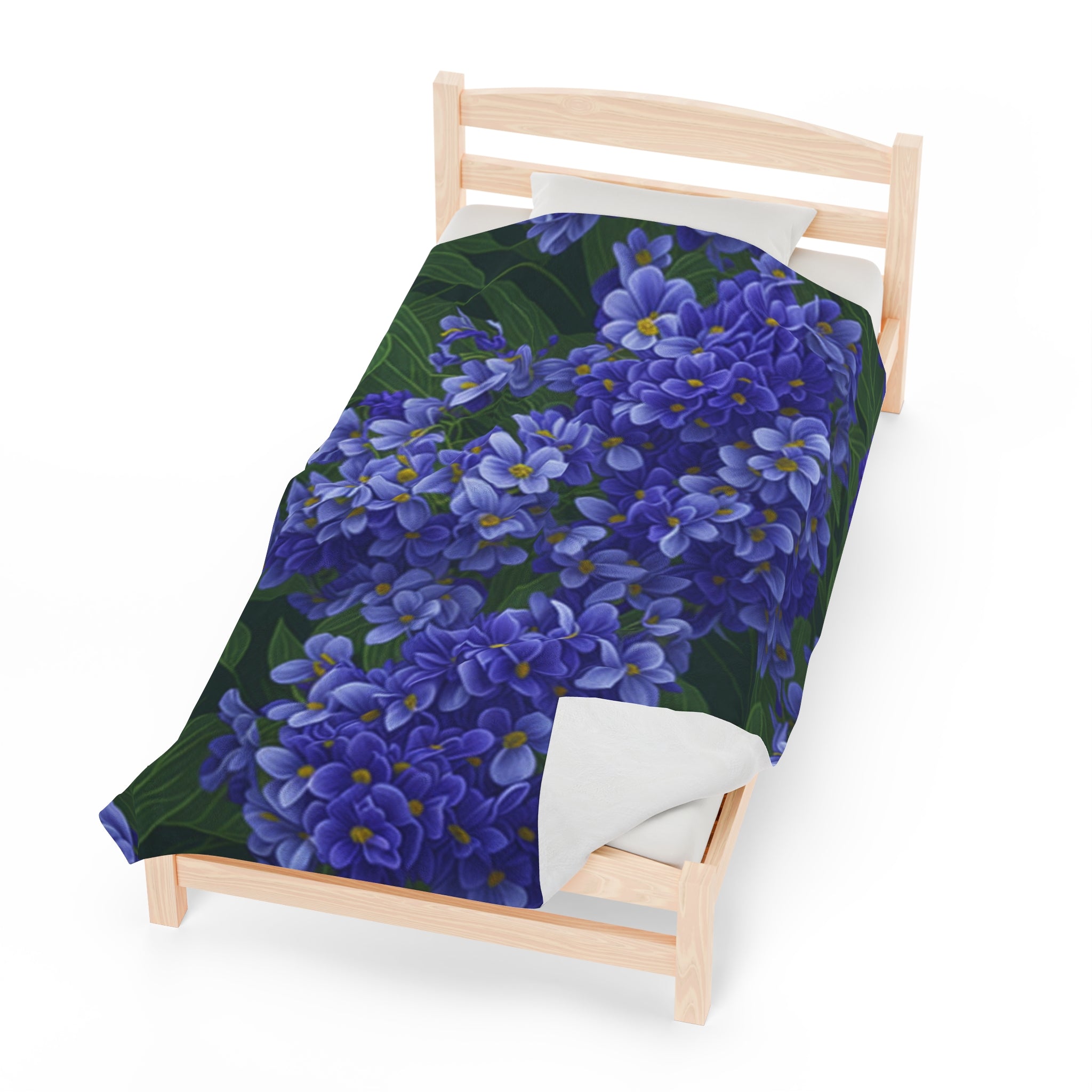 Abundant Syringa Flowers Designed Velveteen Plush Blanket 3 Sizes Available