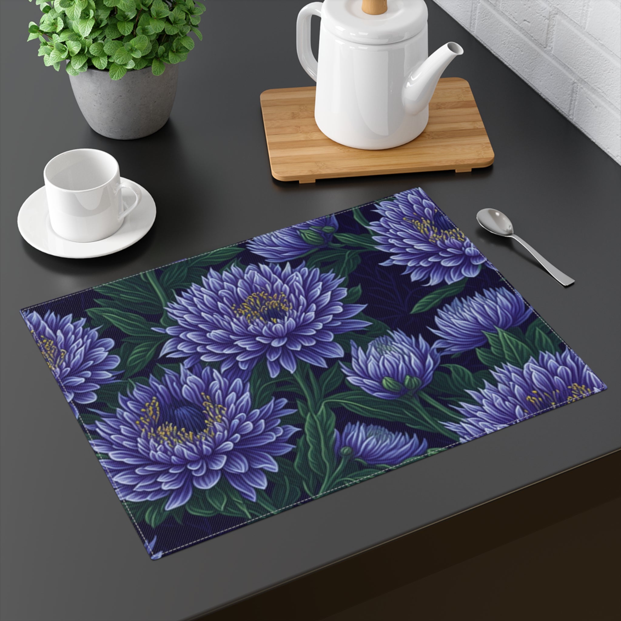 Brilliant Stokesia Floral Designed Placemat, 1pc